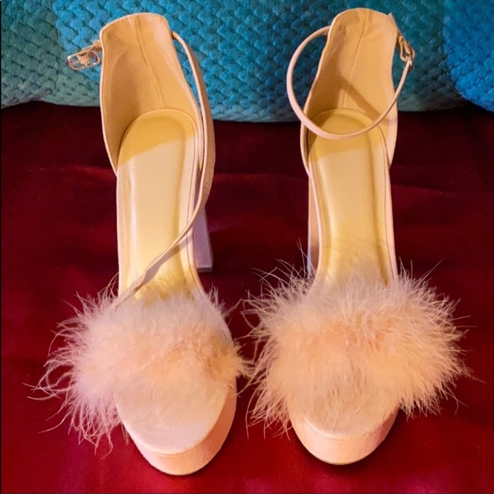 Fashion Nova Faux Fur Heels 😍